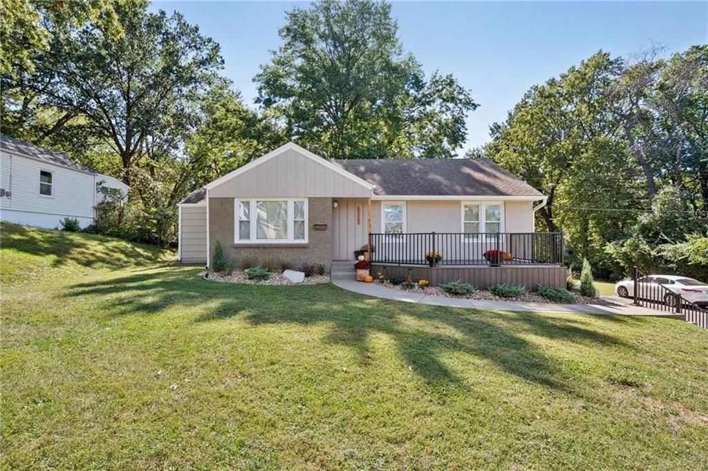 5323 Klamm Road, Kansas City, KS 66106