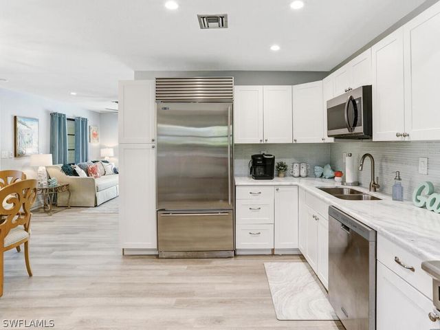 1014 Broad AVE N, Naples, FL 34102