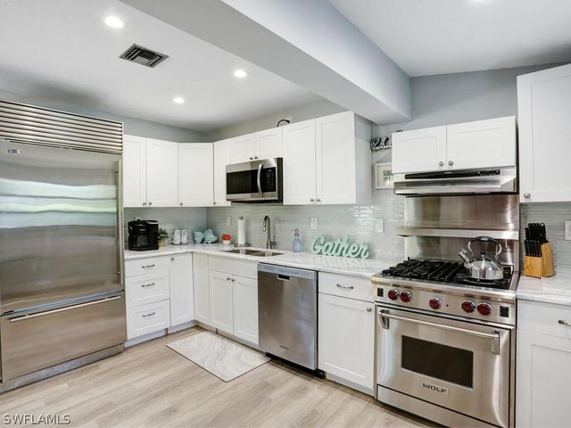 1014 Broad AVE N, Naples, FL 34102