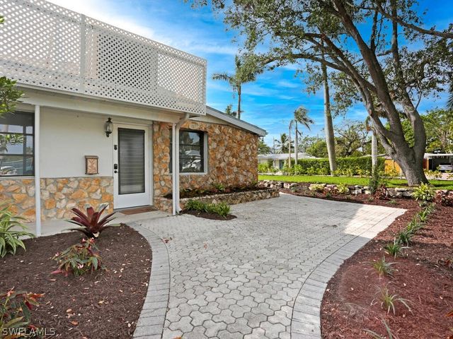 1014 Broad AVE N, Naples, FL 34102