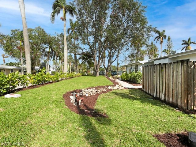 1014 Broad AVE N, Naples, FL 34102