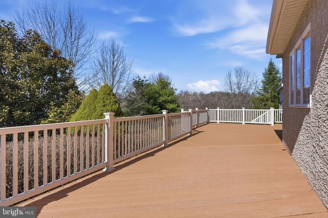 320 TARBERT DR, West Chester, PA 19382