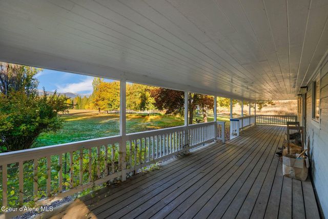 55 Trotter Ln, Sandpoint, ID 83864