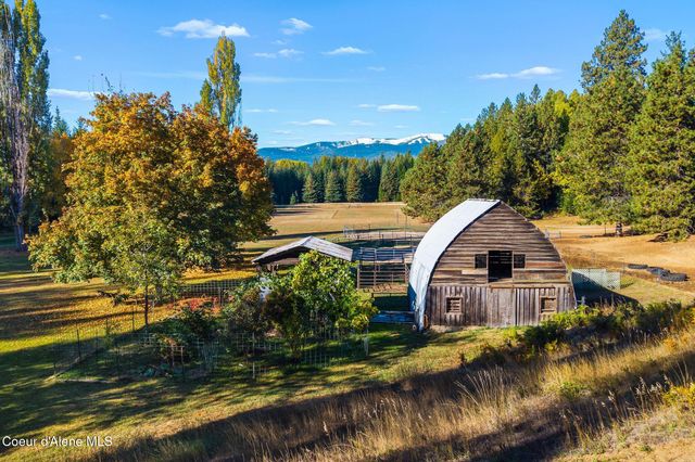 55 Trotter Ln, Sandpoint, ID 83864