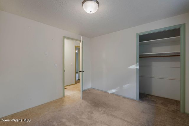 55 Trotter Ln, Sandpoint, ID 83864