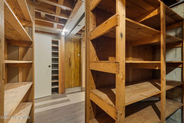 55 Trotter Ln, Sandpoint, ID 83864