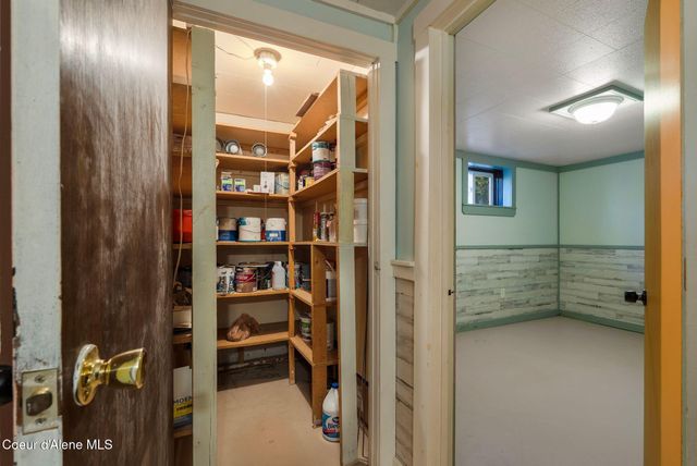 55 Trotter Ln, Sandpoint, ID 83864