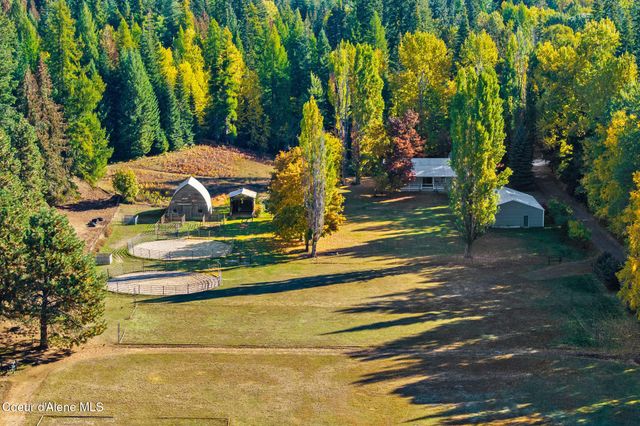 55 Trotter Ln, Sandpoint, ID 83864