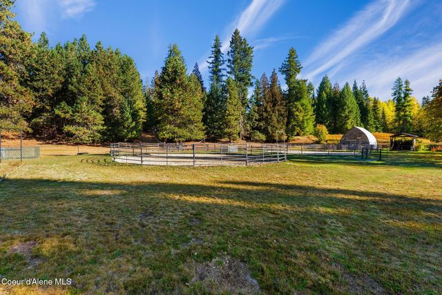 55 Trotter Ln, Sandpoint, ID 83864