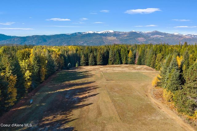 55 Trotter Ln, Sandpoint, ID 83864