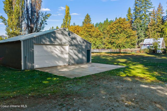 55 Trotter Ln, Sandpoint, ID 83864