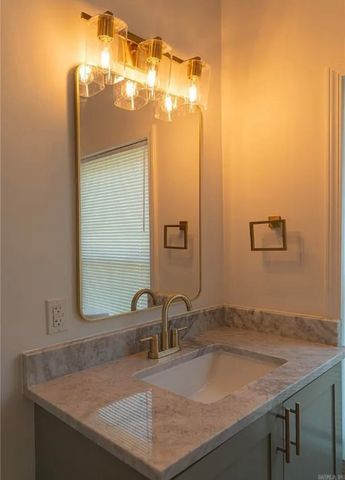 817 Maple St, North Little Rock, AR 72114