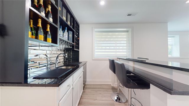 3055 Jackpine Drive, Waukee, IA 50263