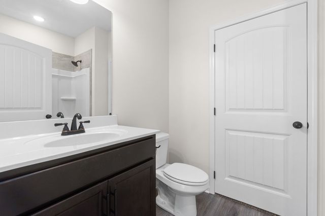 229 E Johnson Cir Apt B306, Clarksville, TN 37040