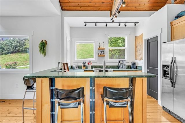 105 Sandgate Ct, Smithville, TN 37166