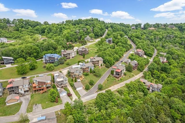 105 Sandgate Ct, Smithville, TN 37166