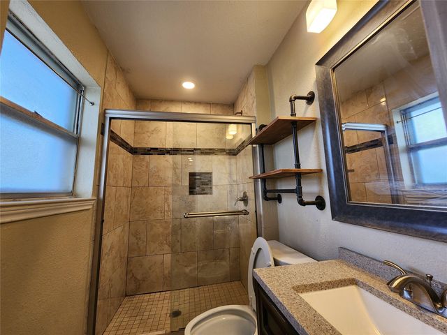 2822 Sunny Hill Lane, Farmers Branch, TX 75234