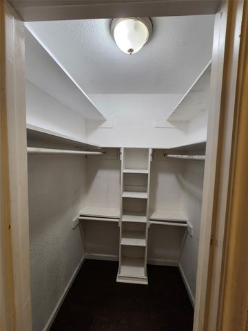 2822 Sunny Hill Lane, Farmers Branch, TX 75234