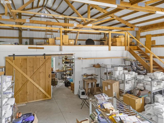 44174 Se PAGH Rd, Sandy, OR 97055