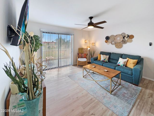 6351 N Barcelona Ct Unit 822, Tucson, AZ 85704