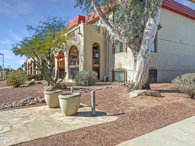 6351 N Barcelona Ct Unit 822, Tucson, AZ 85704