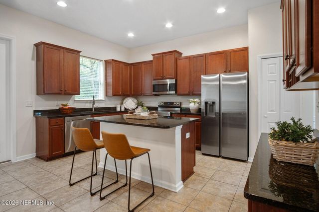 535 ROSERUSH Lane, Jacksonville, FL 32225