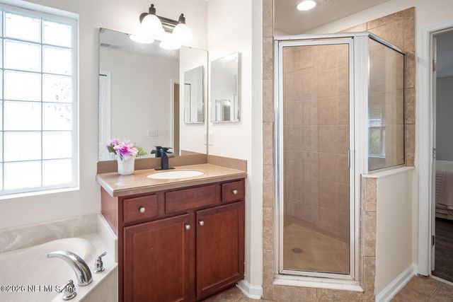 535 ROSERUSH Lane, Jacksonville, FL 32225