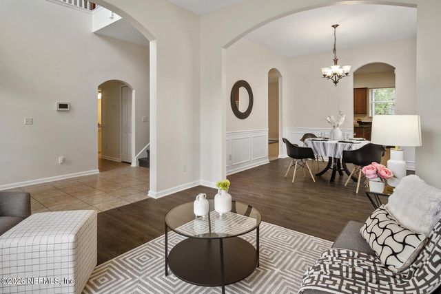 535 ROSERUSH Lane, Jacksonville, FL 32225