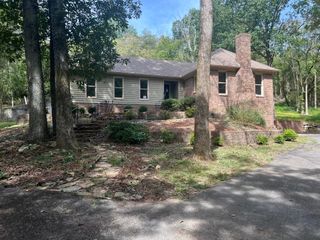 24 Diemer Rd, Fayetteville, TN 37334