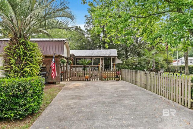 473 Buena Vista Drive, Lillian, AL 36549