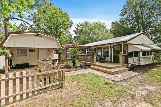 473 Buena Vista Drive, Lillian, AL 36549