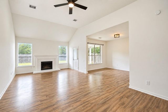 2922 Veva Drive, Pearland, TX 77584