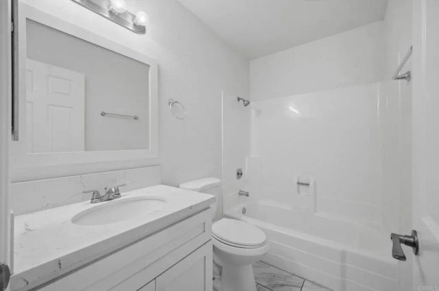 3522 Thunder Drive, Oceanside, CA 92056