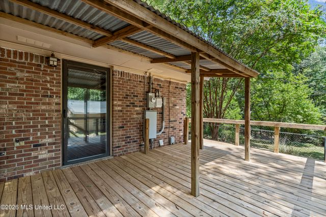 177 Dempsey Drive, Byhalia, MS 38611