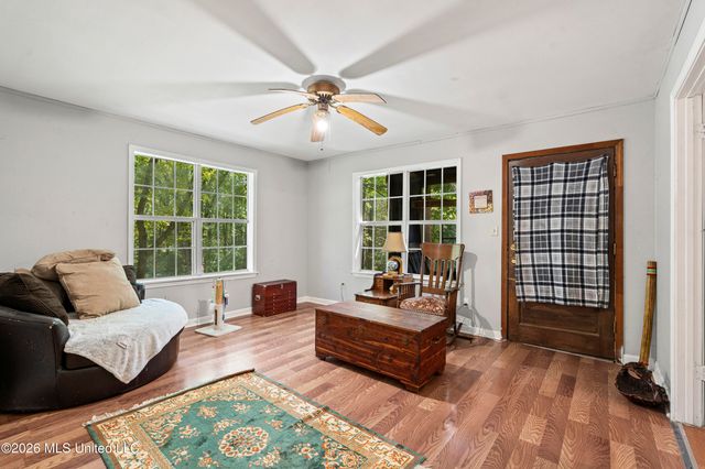 177 Dempsey Drive, Byhalia, MS 38611
