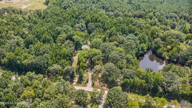 177 Dempsey Drive, Byhalia, MS 38611