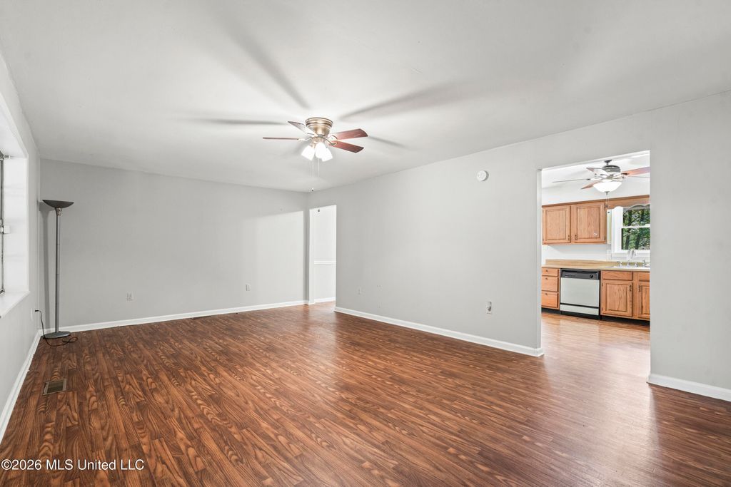 177 Dempsey Drive, Byhalia, MS 38611 — photo 5