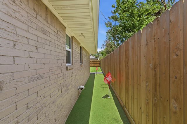 8526 Cedel Drive, Houston, TX 77055