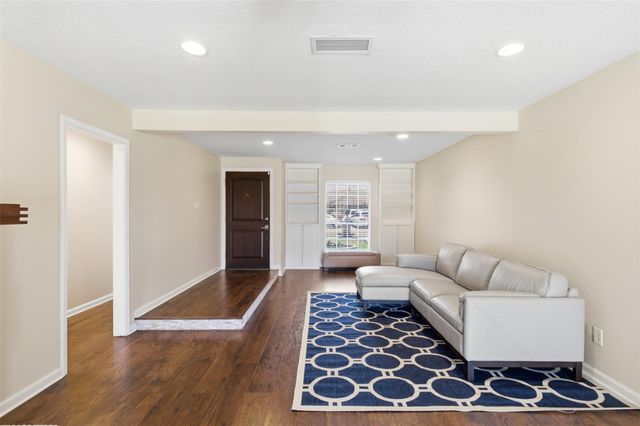 8526 Cedel Drive, Houston, TX 77055