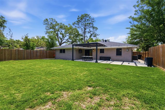 8526 Cedel Drive, Houston, TX 77055