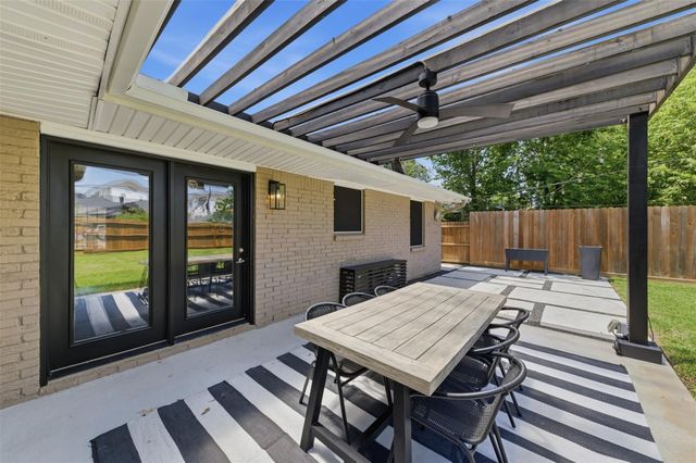 8526 Cedel Drive, Houston, TX 77055