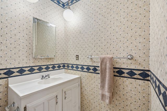 7213 Bradford Place, The Colony, TX 75056