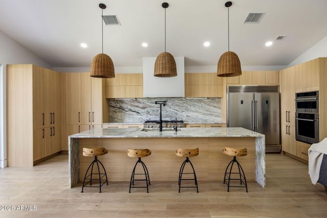 4224 N 35TH Place, Phoenix, AZ 85018