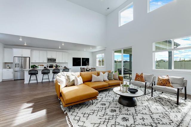 4501 Portofino Way, Caldwell, ID 83607