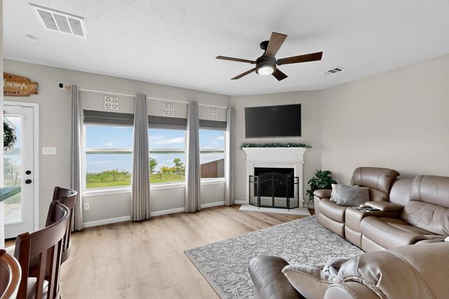 2820 Appaloosa Court, Little Elm, TX 75068