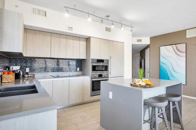 4010 S Ocean Drive R708, Hollywood, FL 33019