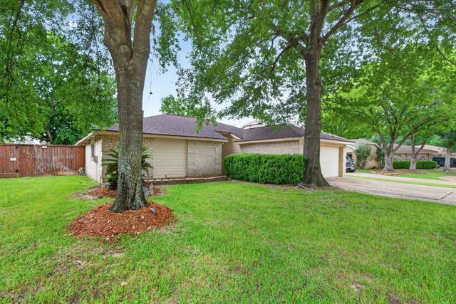 12511 Ravens Mate Drive, Cypress, TX 77429