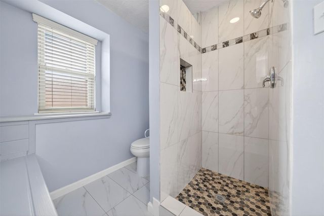 12511 Ravens Mate Drive, Cypress, TX 77429