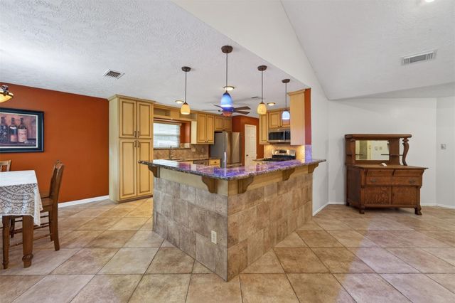 12511 Ravens Mate Drive, Cypress, TX 77429