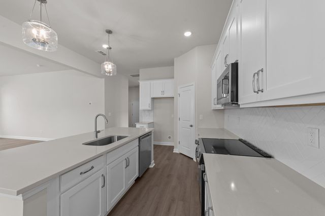 988 Triton Ave., Little River, SC 29566